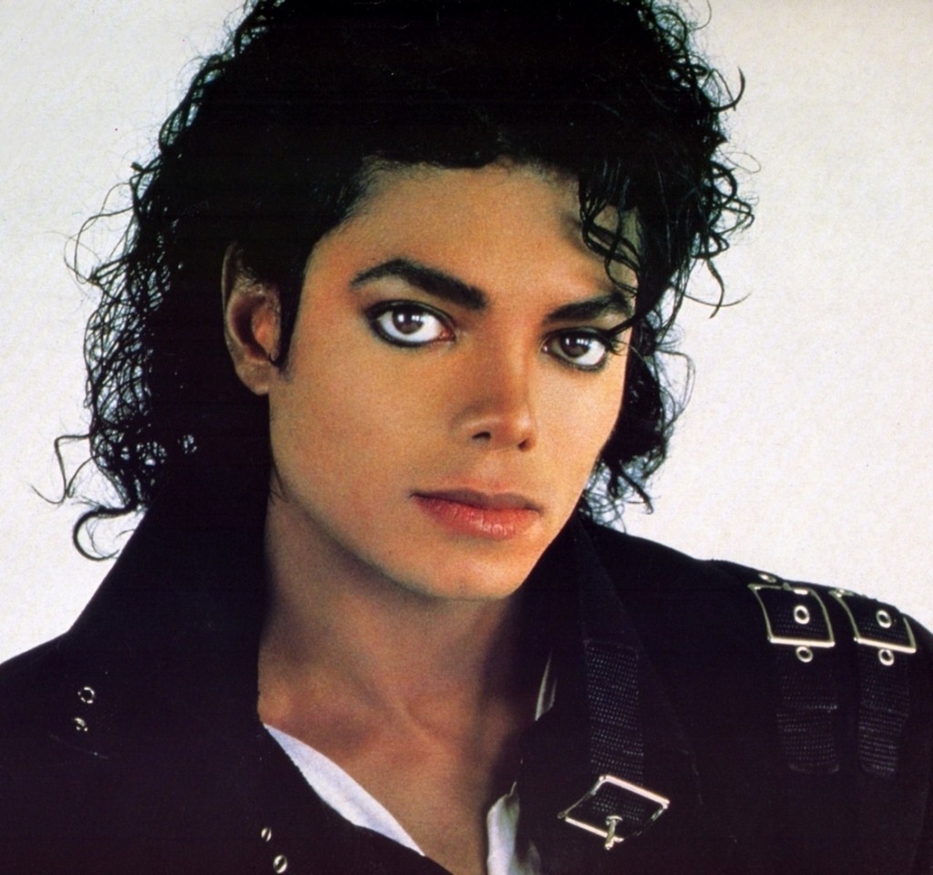 Michael-Jackson-in-Black